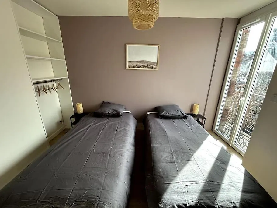 Appartement Lumineux En Centre-Ville / Proche Gare サン・シャモン アパート