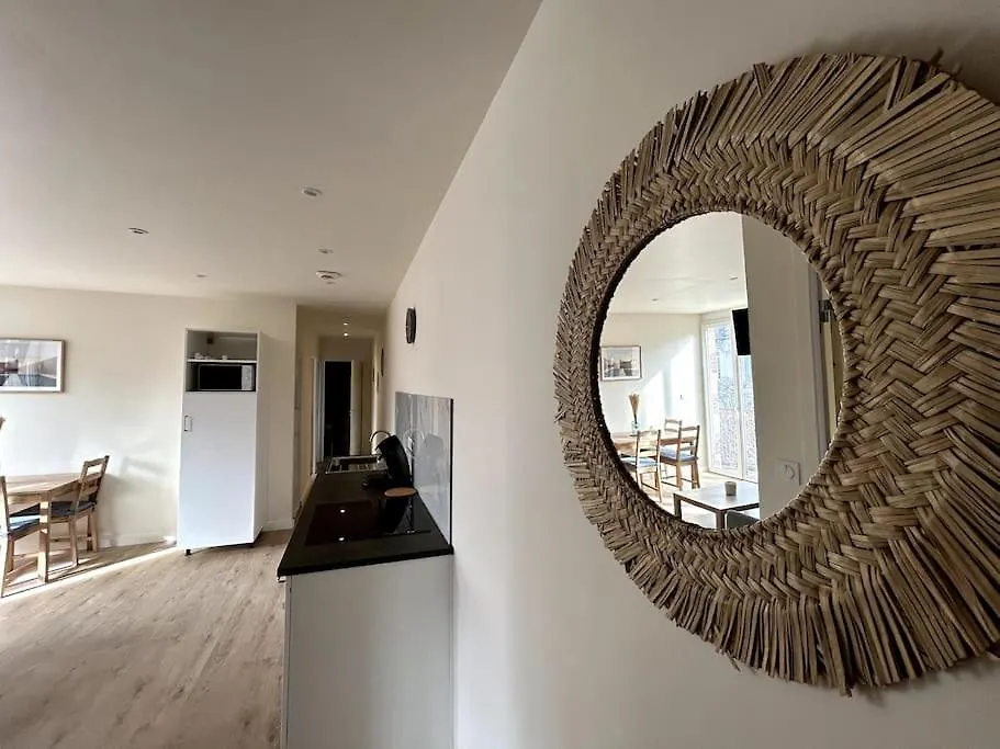アパート Appartement Lumineux En Centre-Ville / Proche Gare サン・シャモン